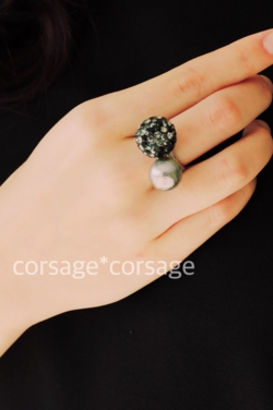 Swatovski Ring/corsage*corsage