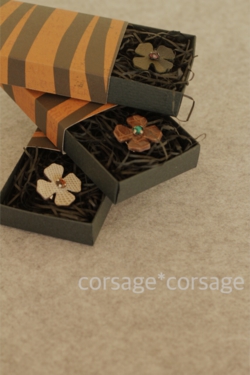 Leather×Swarovski Boutonniere/corsage*corsage