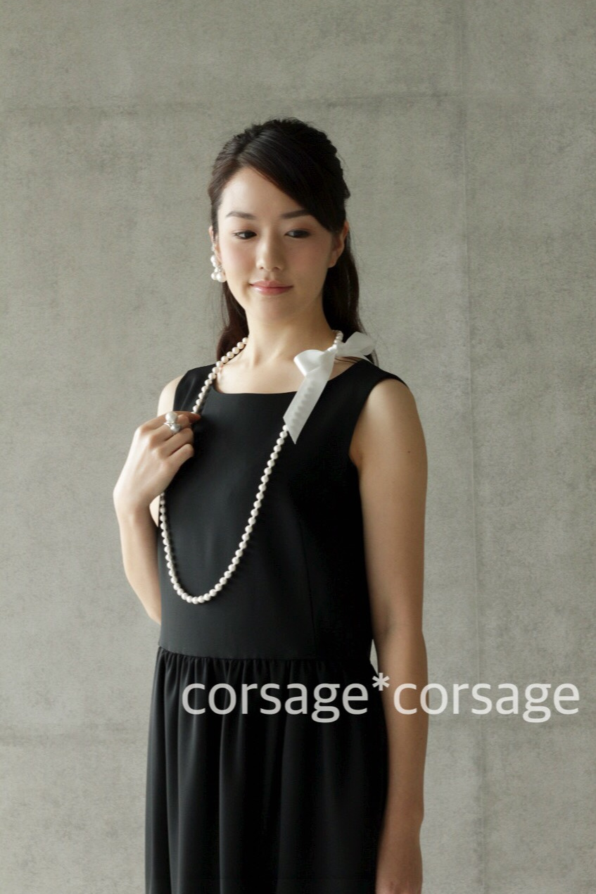 CottonPearl Necklace/corsage*corsge